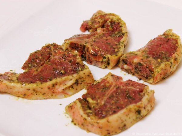 côtes d'agneau marinés